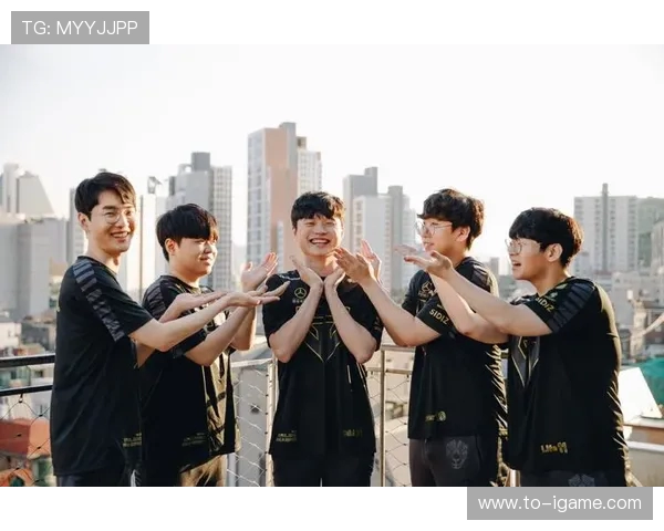 GEN战队全新赛季强势来袭展现统治力冲击世界冠军舞台